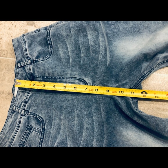 🎉HP x 2🎉High Waist Distressed Skinny Crops-Jian & Feng -Measurements in Pics - Picture 12 of 15